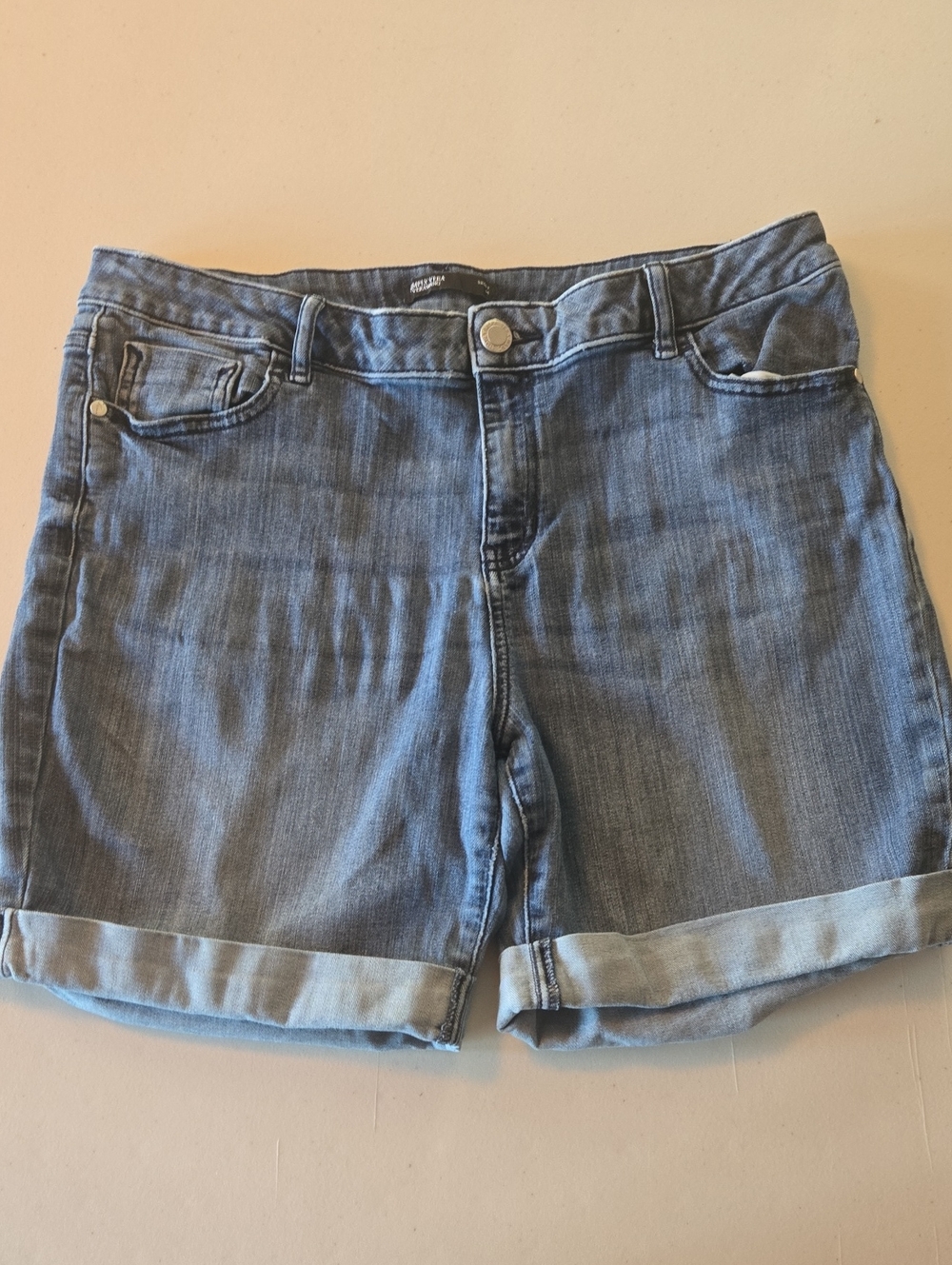 Vera Wang Light Blue Shorts Size 14 Short